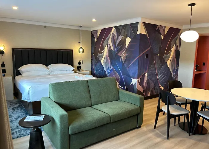 Sheraton Laval Hotel